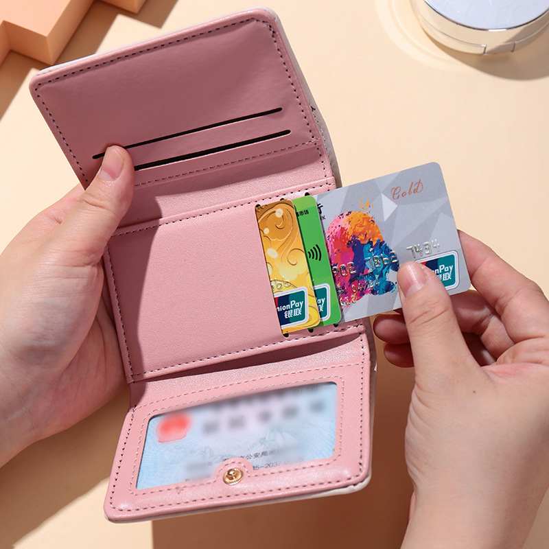 The Amazing Digital Circus Lar - Card Top Loader recension och pris
