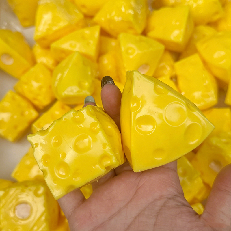 Mini Cheese Cube Squishy Fidge - Building Block Mini recension och pris